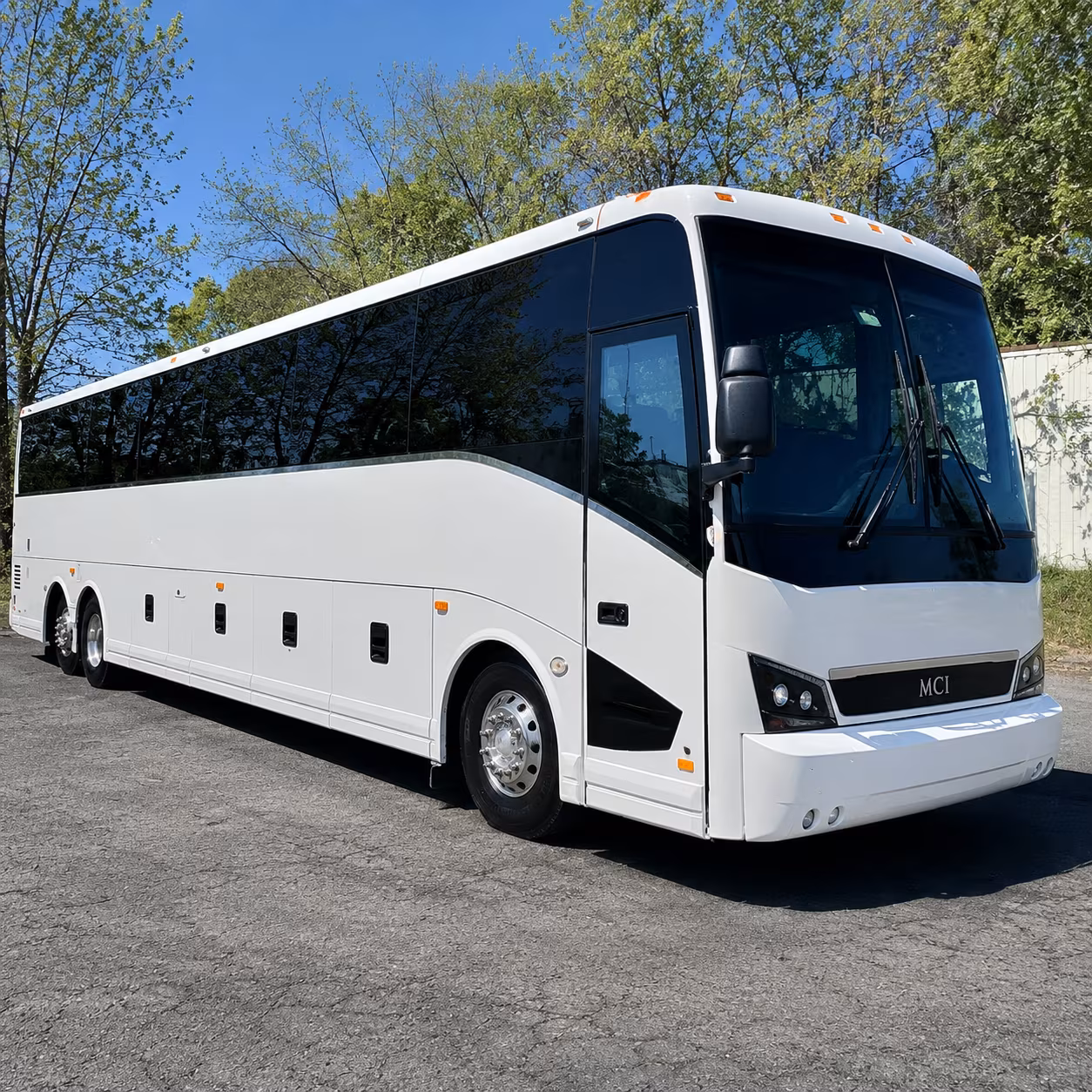 charter buses for college campus visits and high school academic trips